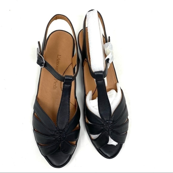 L’Amour Des Pieds Boqin black sheep leather sandals - Picture 6 of 9